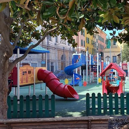 Ad Un Passo Dall'Acquario In Zona Expo Genua Exterior foto